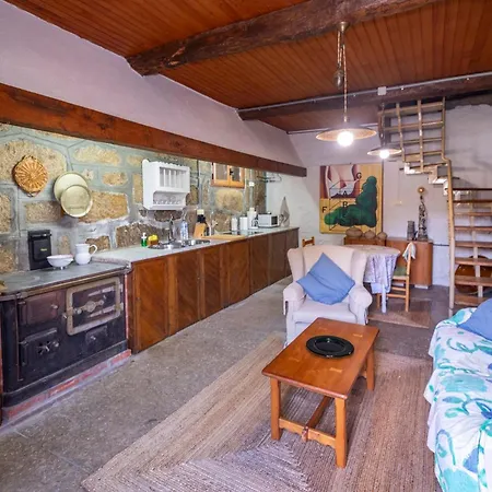 Apartment Alouminos Do Ribeiro Ourense