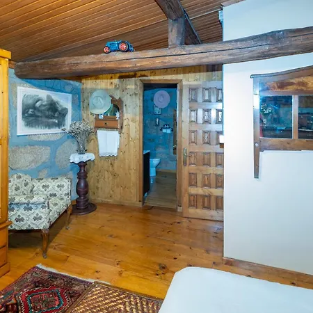 Apartment Alouminos Do Ribeiro Ourense