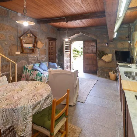 Alouminos Do Ribeiro Apartment Ourense
