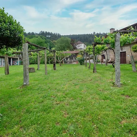 Apartment Alouminos Do Ribeiro Ourense