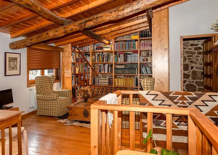 Apartment Alouminos Do Ribeiro