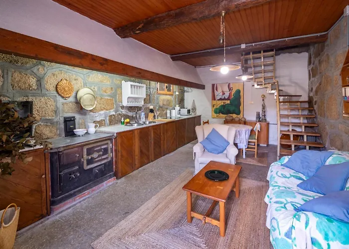 Apartment Alouminos Do Ribeiro Ourense