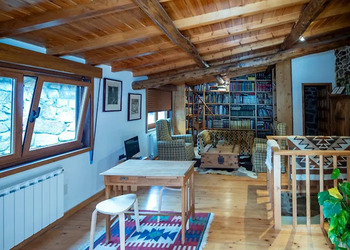 Alouminos Do Ribeiro Apartment *