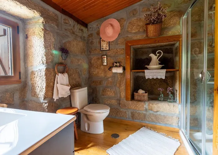 Apartment Alouminos Do Ribeiro